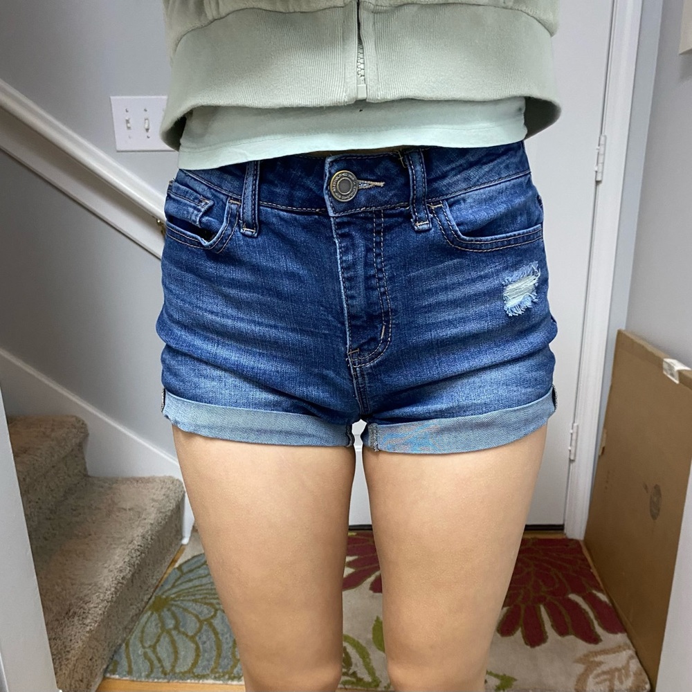 Cute cuffed jean shorts